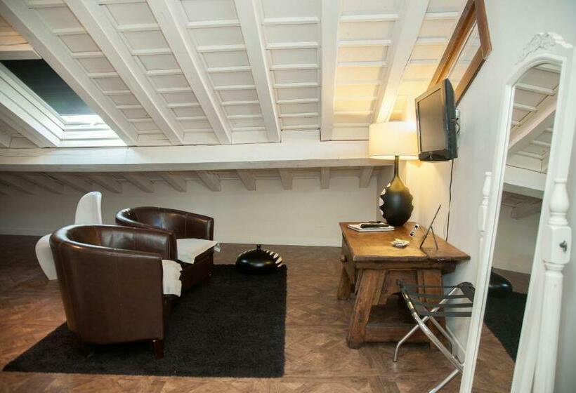 غرفة قياسية, Abadía San Martín