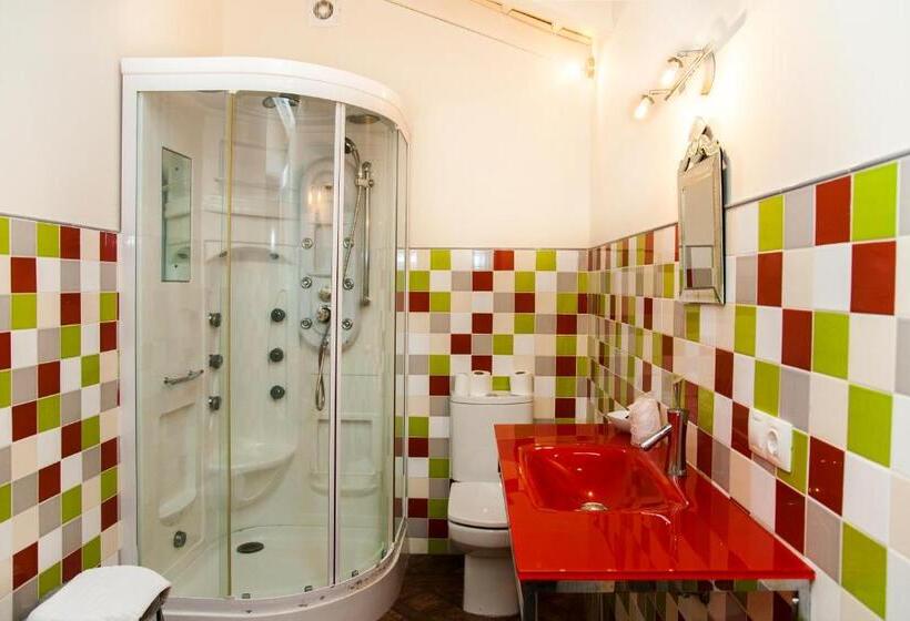 غرفة قياسية, Abadía San Martín