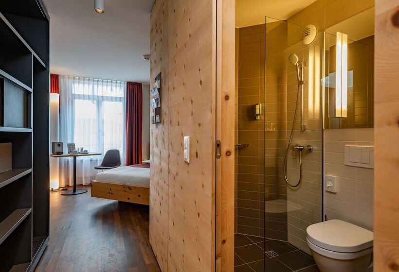 חדר סטנדרט יחיד, Schweizerhof Sils Maria