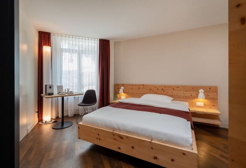 חדר סטנדרט יחיד, Schweizerhof Sils Maria
