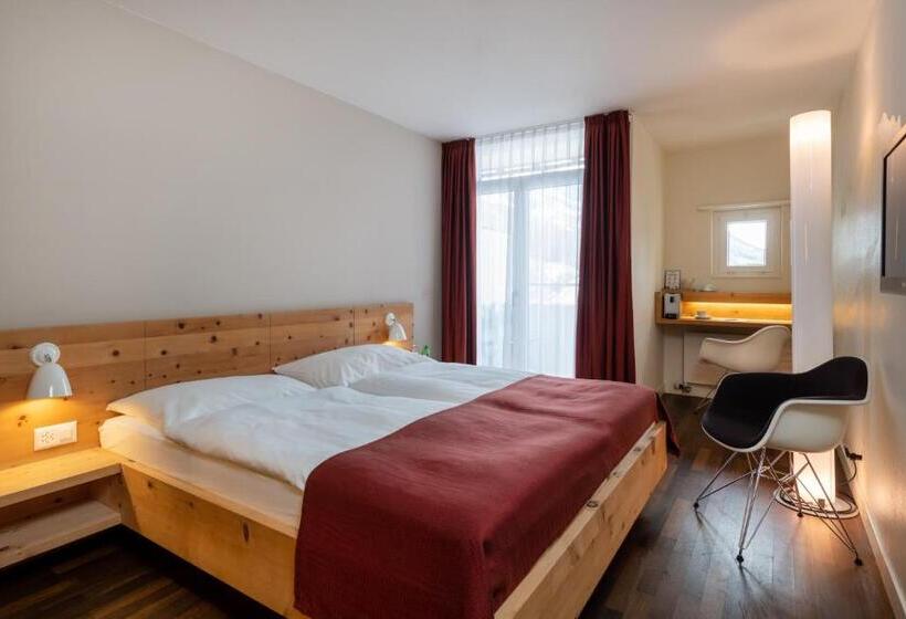 חדר סטנדרט נוף פנורמי, Schweizerhof Sils Maria