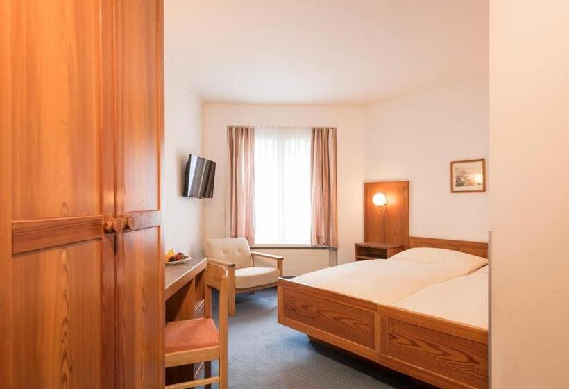 חדר אקונומי, Schweizerhof Sils Maria