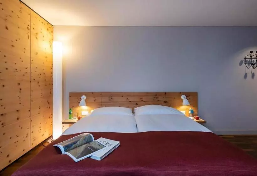 スーペリアールーム, Schweizerhof Sils Maria