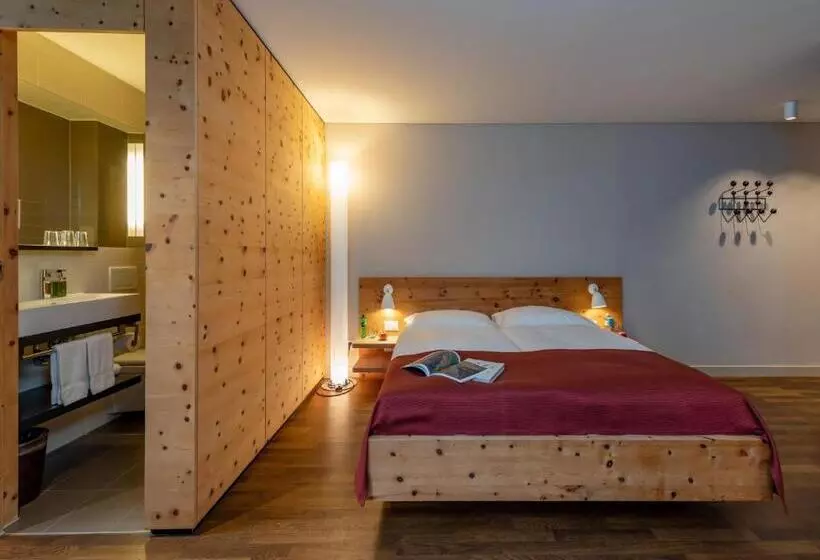 スーペリアールーム, Schweizerhof Sils Maria