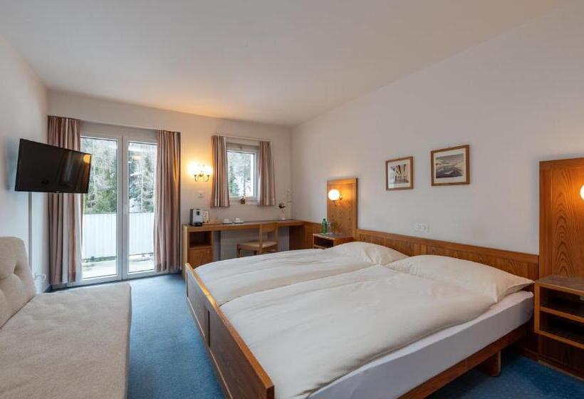 家庭间, Schweizerhof Sils Maria