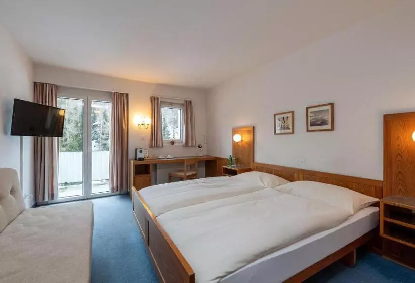 ファミリールーム, Schweizerhof Sils Maria