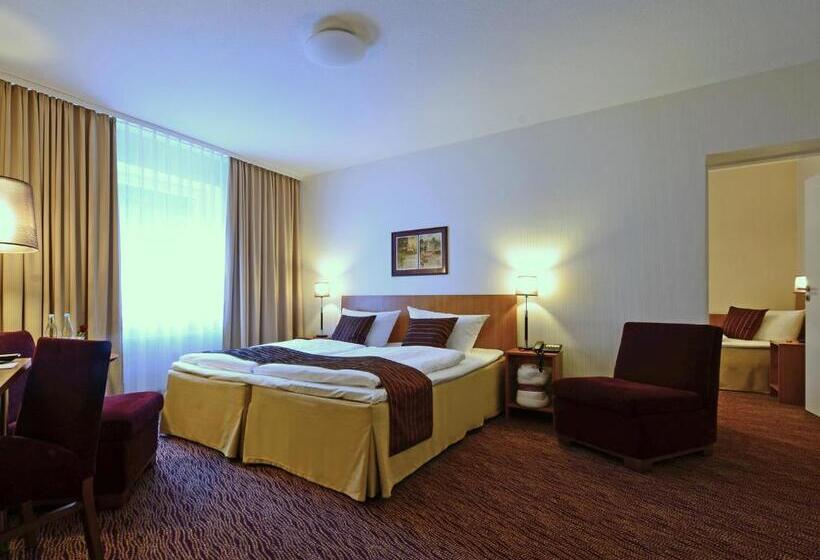Family Suite, Comfort Hotel Tom Kyle