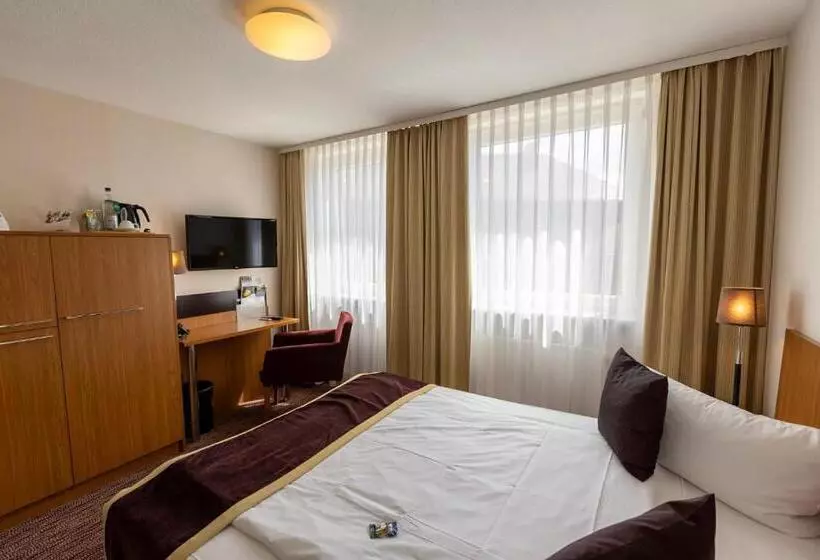 エコノミールーム, Comfort Hotel Tom Kyle