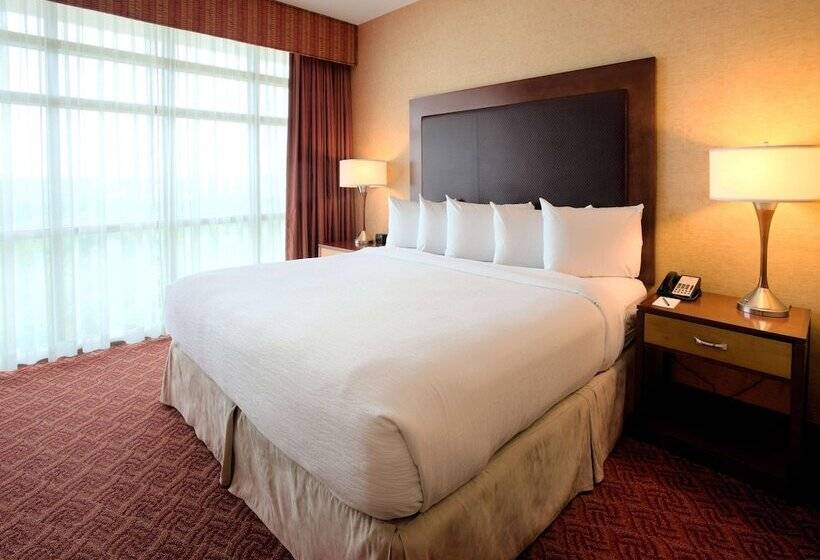 سوئیت برای معلولان, Embassy Suites By Hilton Charlotte Concord Golf Resort & Spa