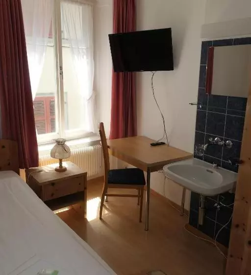 Habitació Estàndard Individual Bany Compartit, Franziskaner