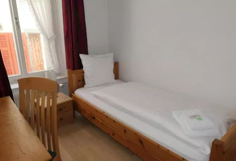 Habitación Estàndard Individual, Franziskaner