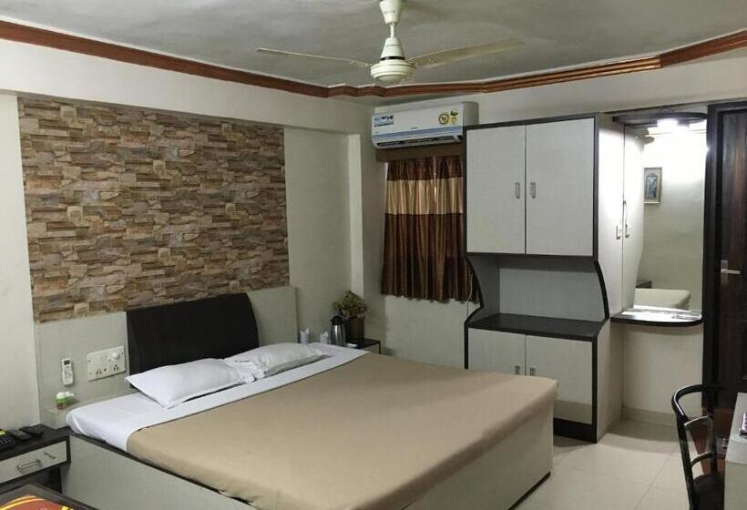 غرفة ديلوكس, Grand Arjun