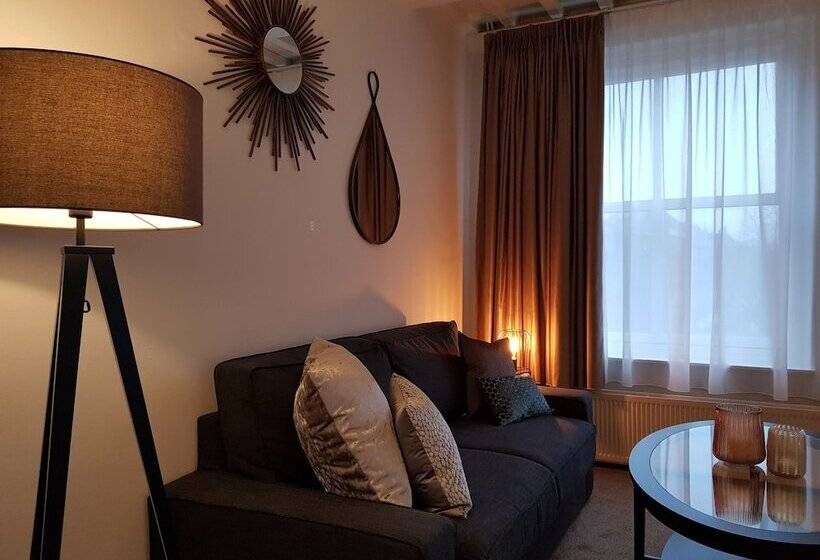 סוויטת ג'וניור, Grand Canal