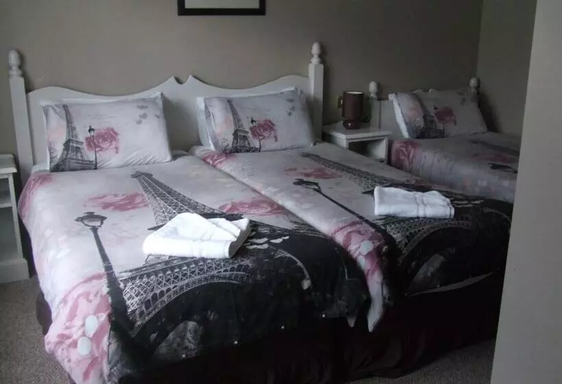 اتاق استاندارد سه نفره, Harmony Inn   Glena House