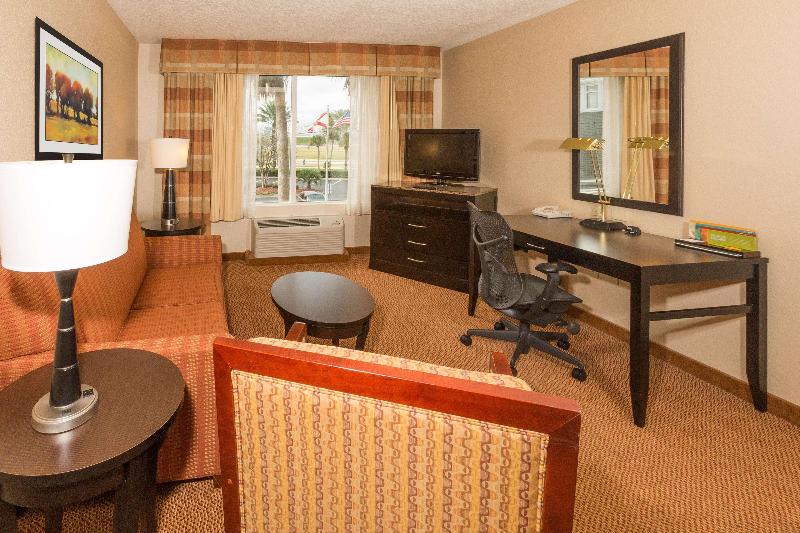 סוויטת ג'וניור מיטת קינג, Hilton Garden Inn Daytona Beach Airport