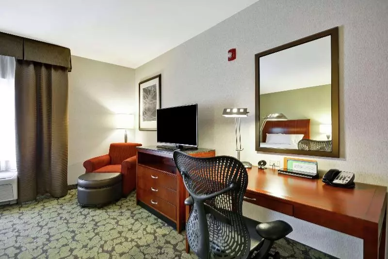 اتاق استاندارد, Hilton Garden Inn Fort Collins