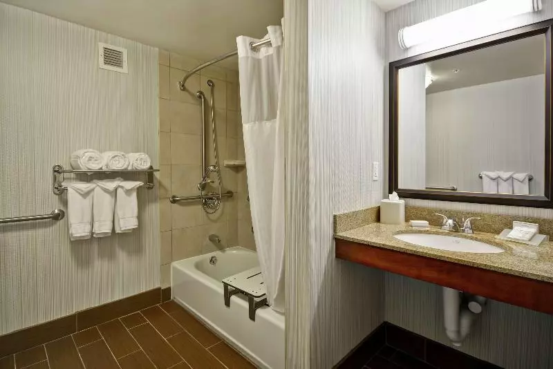 اتاق پرمیوم, Hilton Garden Inn Fort Collins
