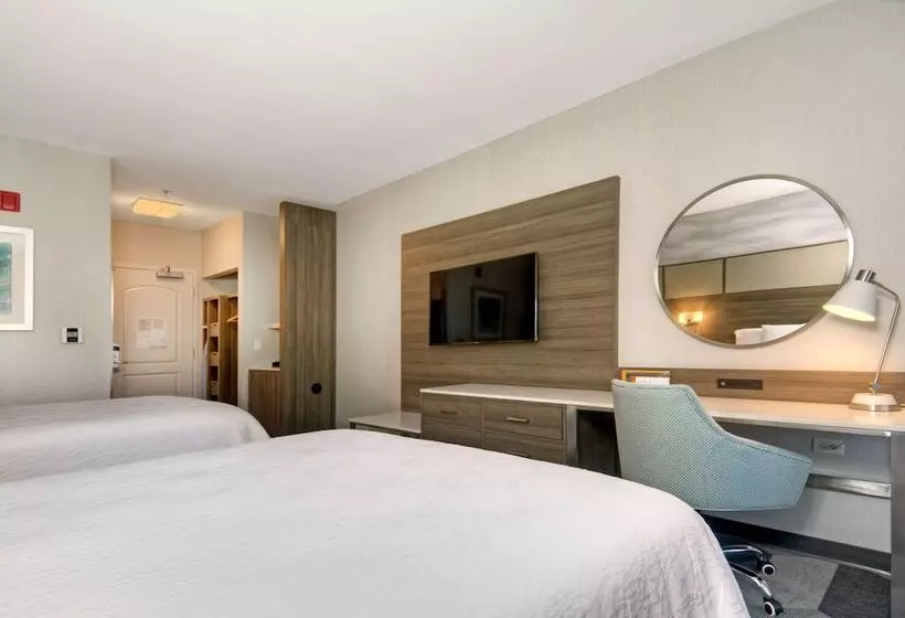 ２ダブルベッドのスタンダードルーム, Hilton Garden Inn Livermore