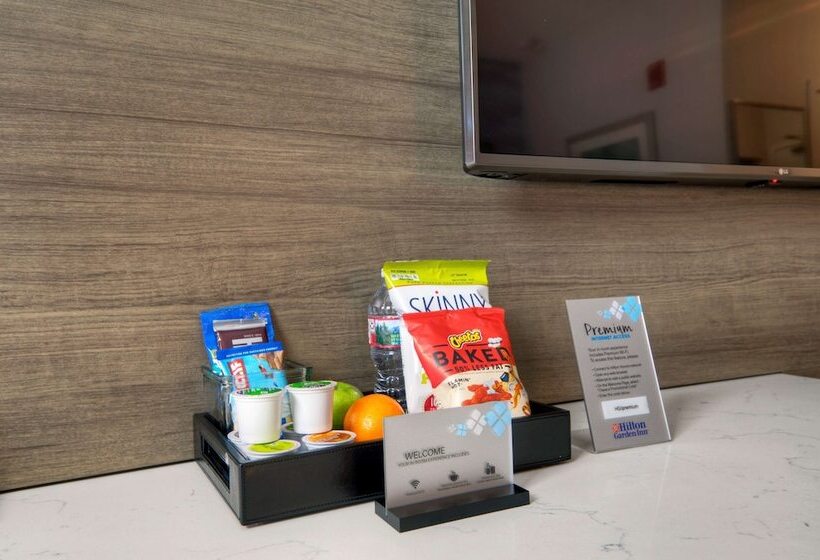 غرفه قياسيه سريرين مزدوجين, Hilton Garden Inn Livermore