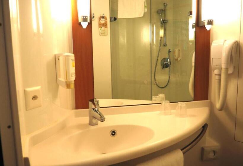 Номер Стандарт, Ibis Geneve Petit Lancy