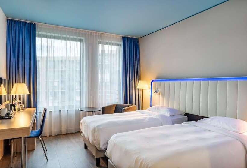 스탠다드 룸, Park Inn By Radisson Stuttgart