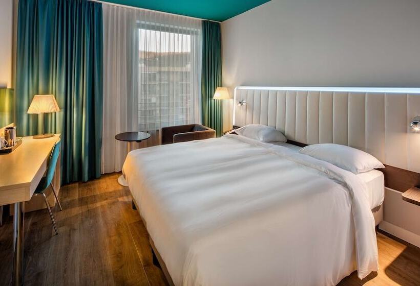 수피리어 룸, Park Inn By Radisson Stuttgart
