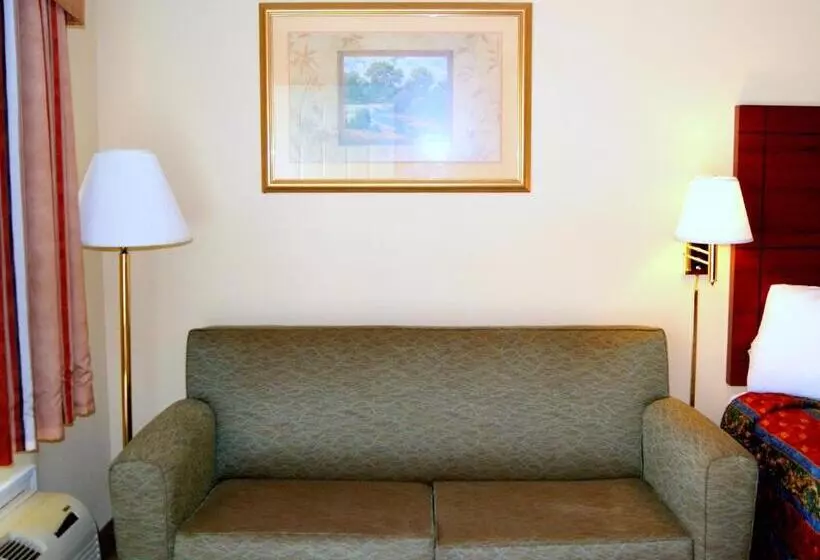 キングサイズベッドのスタンダードルーム, Red Carpet Inn   Natchez