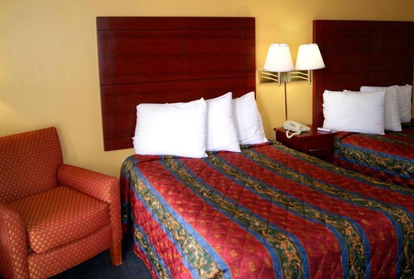 غرفه قياسيه سريرين مزدوجين, Red Carpet Inn   Natchez