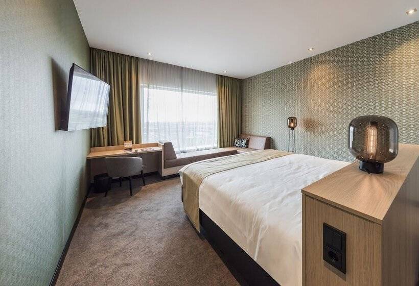 Номер Executive, Van Der Valk Hotel Düsseldorf