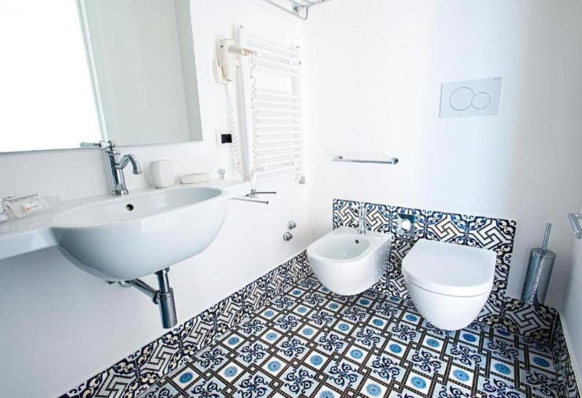 Номер Deluxe с Балконом, Villa Pandora