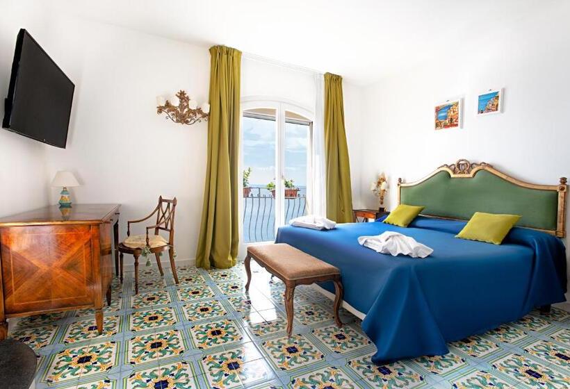 Люкс с Террасой, Villa Pandora