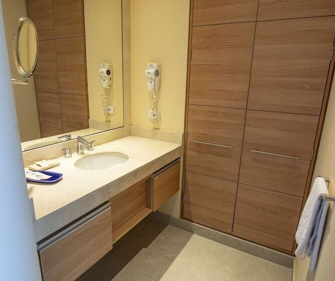 디럭스 스위트, Zuana Beach Resort