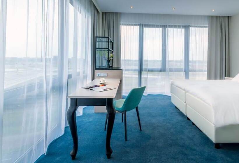 חדר דלוקס, Van Der Valk Hotel Den Haag