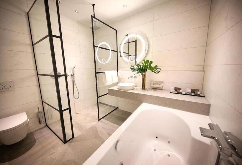 חדר דלוקס, Van Der Valk Hotel Den Haag