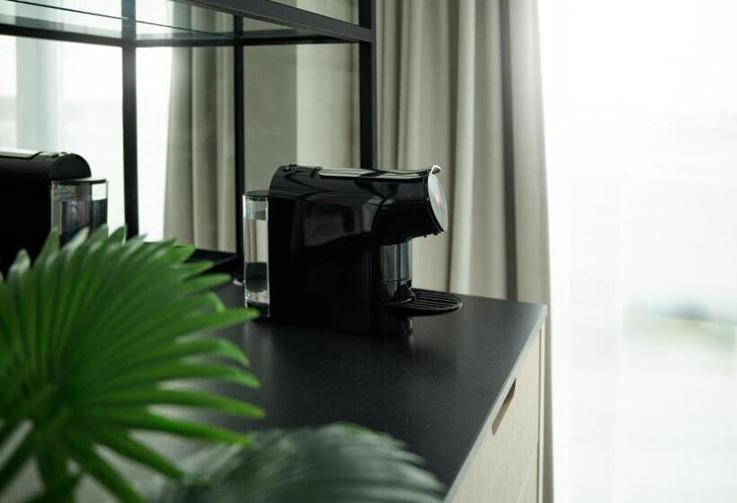 Номер Deluxe, Van Der Valk Hotel Den Haag