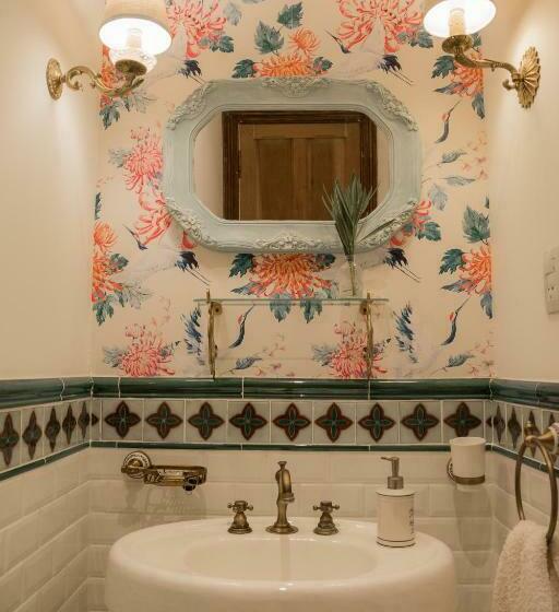 غرفة قياسية, Versión Moreno