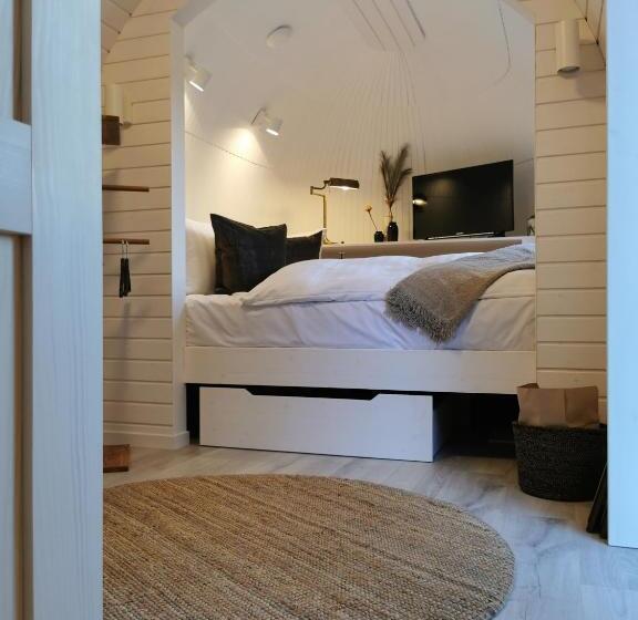 침실 1개 주택, Zum G Leut