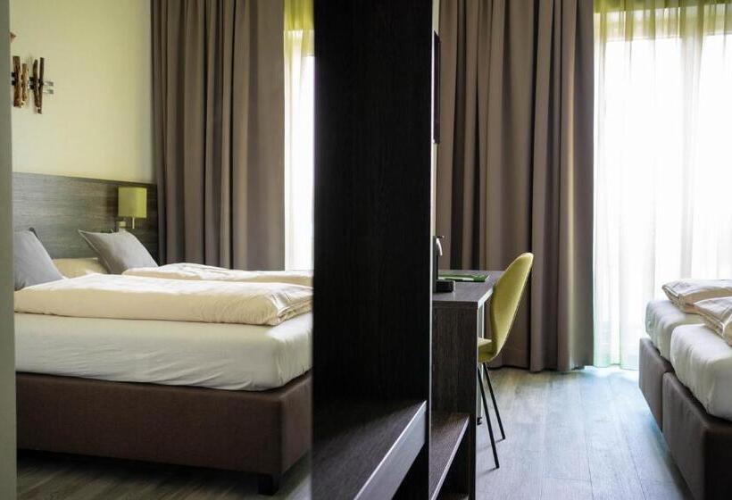 חדר סטנדרט, Eee Hotel Gunskirchen