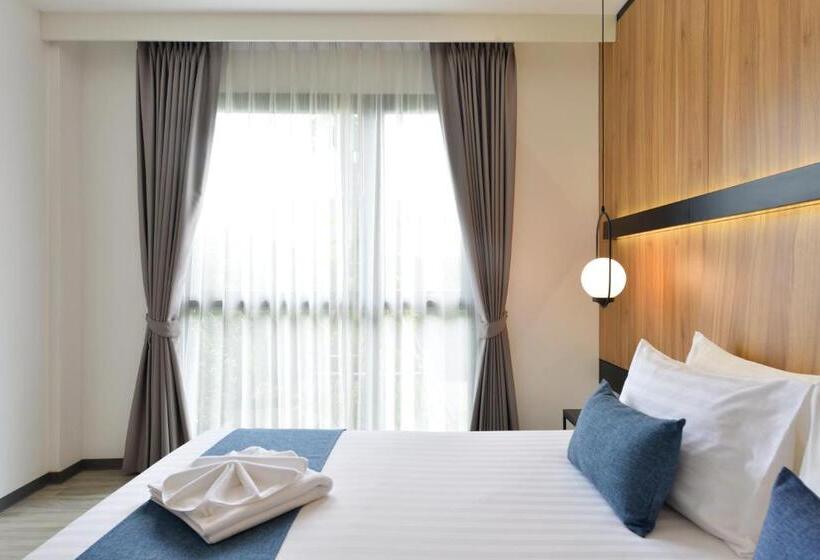 标准间带游泳池, Gate43 Airport