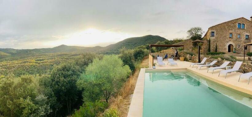 غرفة ديلوكس سرير كينج, Mas Oms