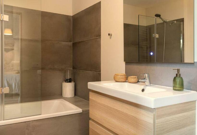 Номер Deluxe Кровать Кинг, Mas Oms