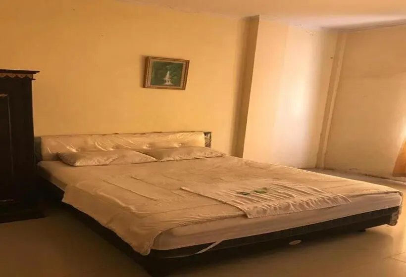 اتاق اکونومی, Mulia Kendari Mitra Reddoorz