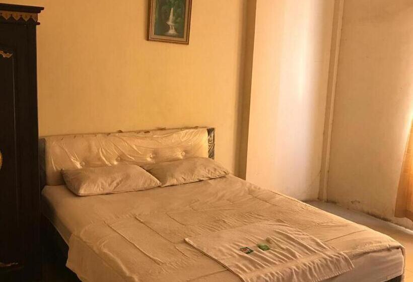 Номер Economy, Mulia Kendari Mitra Reddoorz