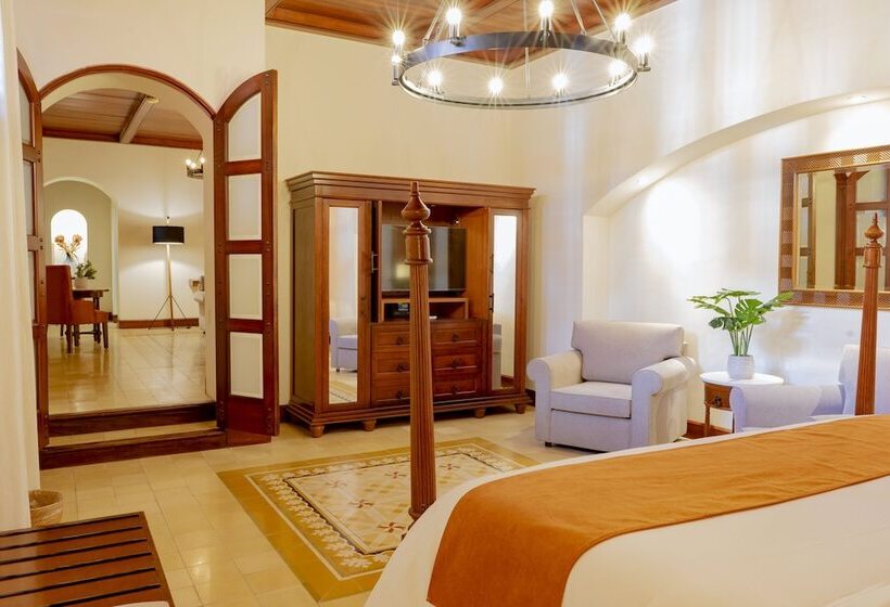 جناح, Nukari Quinta Boutique