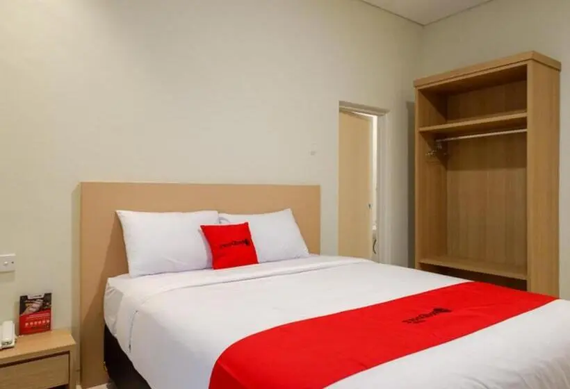 デラックスルーム, Reddoorz Near Exit Tol Banyumanik 2
