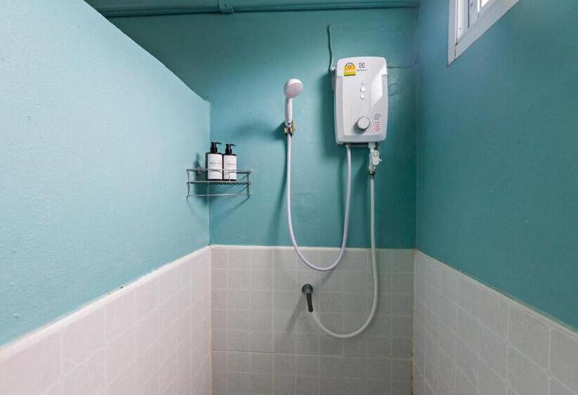 غرفة قياسية, See Sky Resort