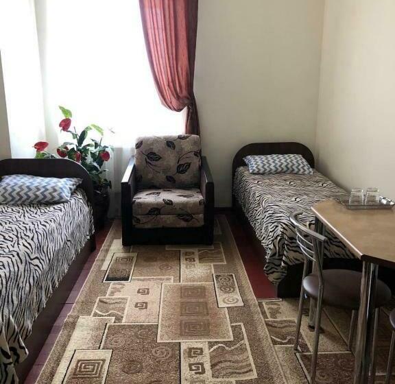 اتاق کلاسیک سه تخته, Motel Tranzyt Plus