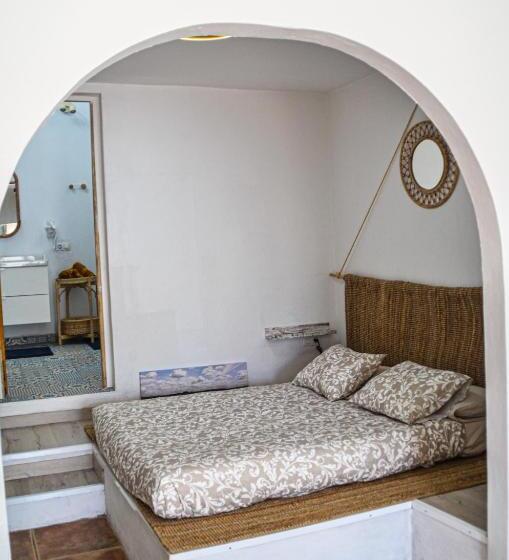 Студия Deluxe, Rural Ga7colores Only Adult