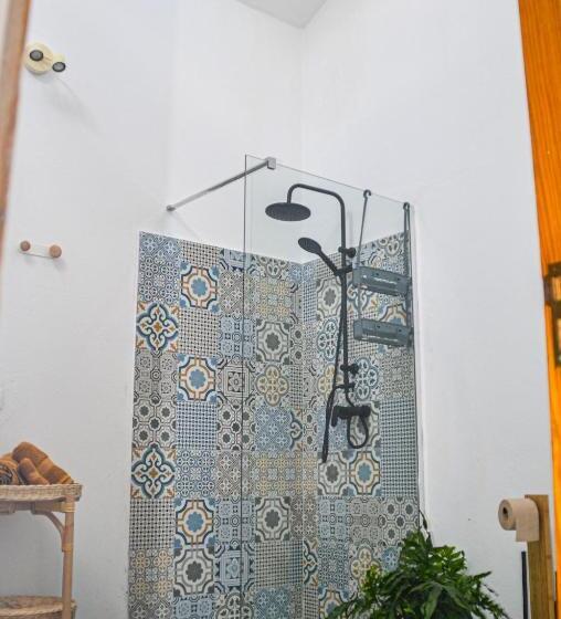 디럭스 스튜디오, Rural Ga7colores Only Adult