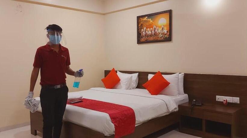 Номер Deluxe, Kedari Residency